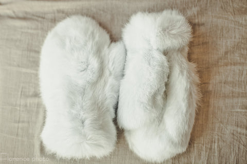 Rabbit Fur Mittens (White)