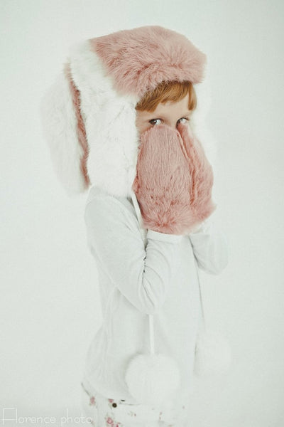White Fur Gloves