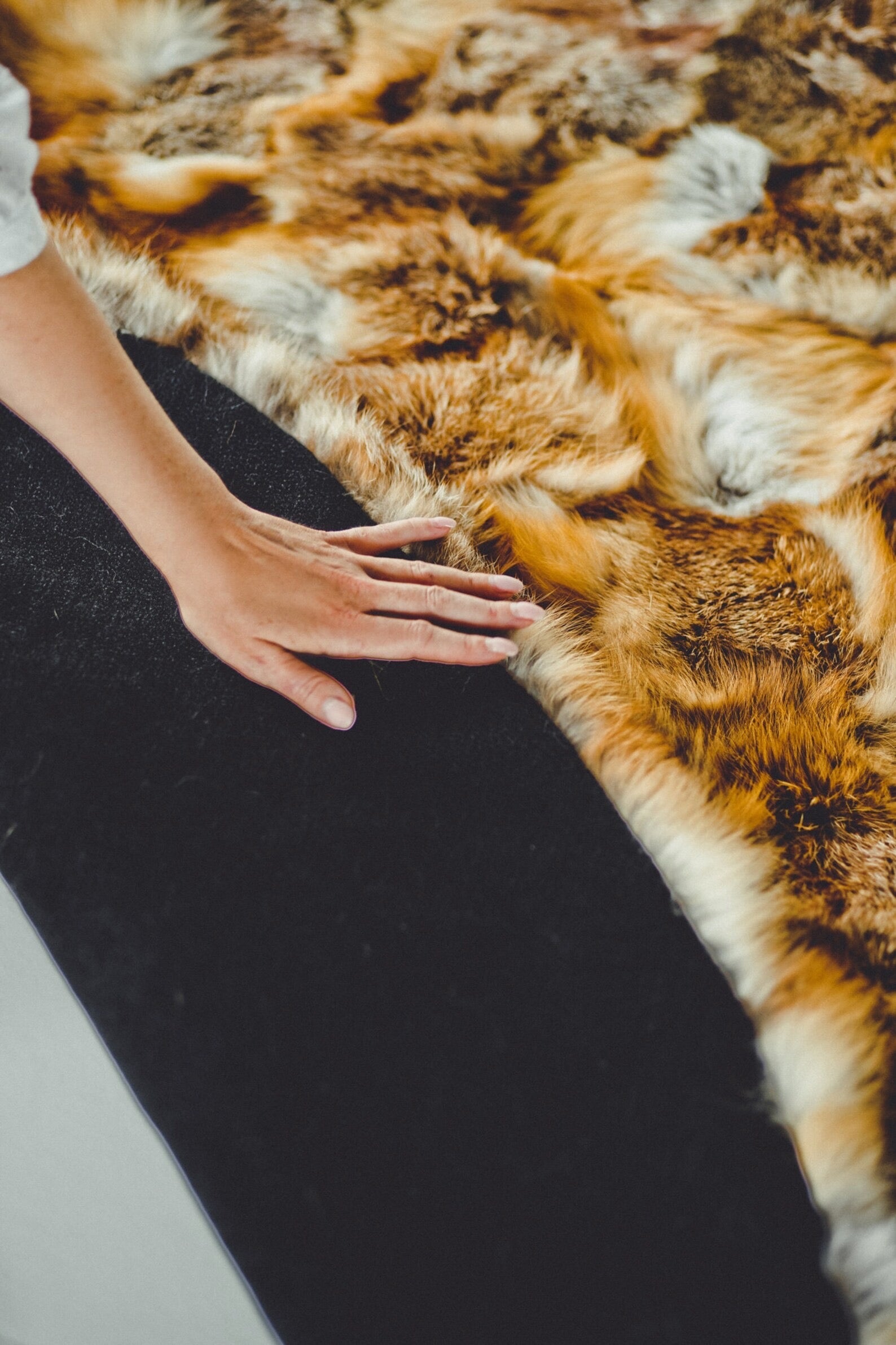 Red Fox Fur Round Carpet