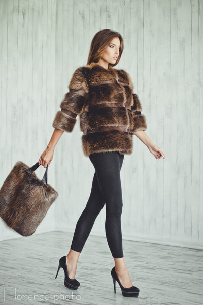 ladies bag in fur