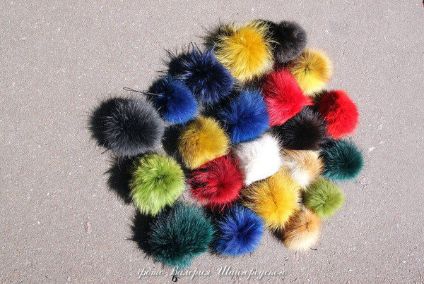 pom poms raccoon fur for knitted hat