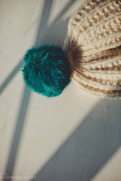 emerald pom pom colored for hat