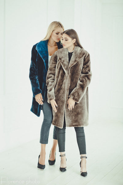 models in fur jackets