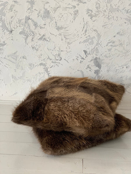 set of 2 pillow covers in fur