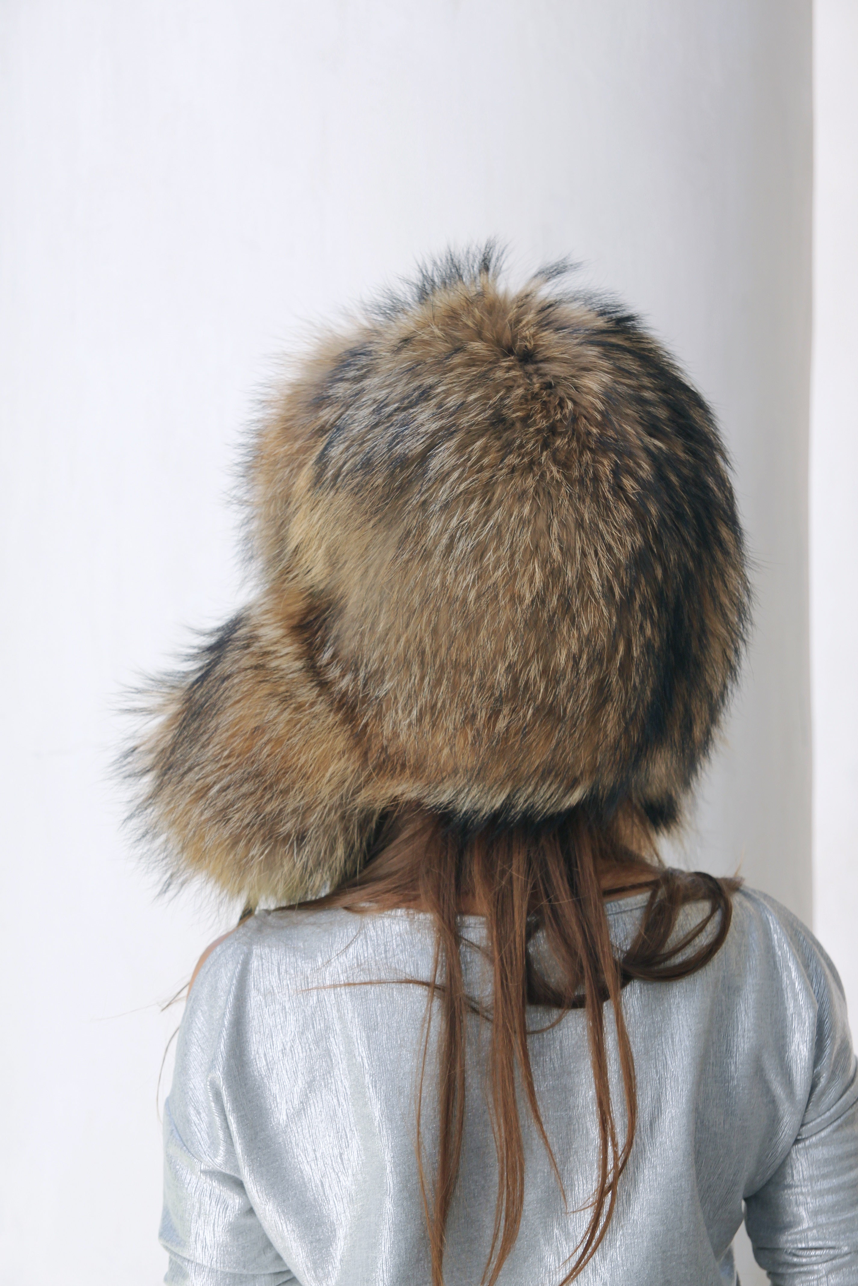 raccoon fur hat Canada